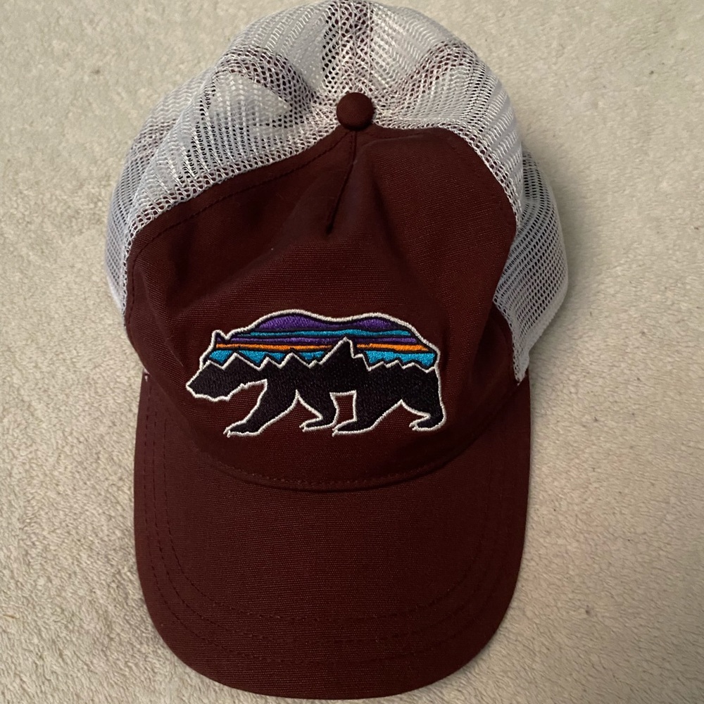 Patagonia maroon hat!!